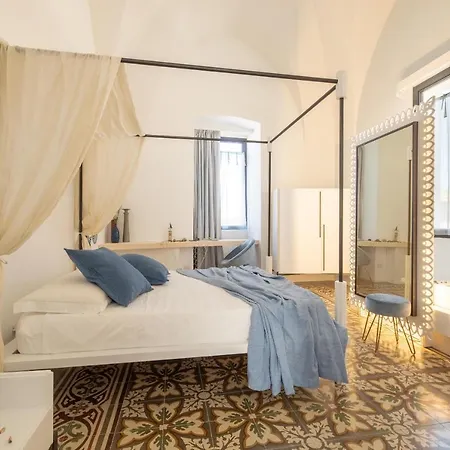 Palazzo Flora Villa Collepasso